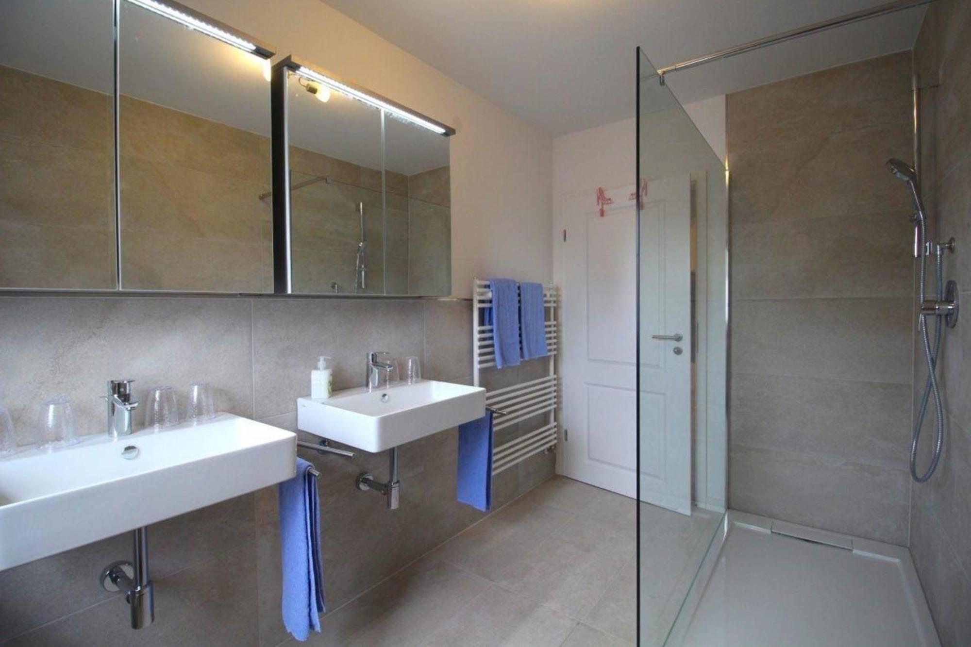 Apartment In Mit Grossem Balkon *